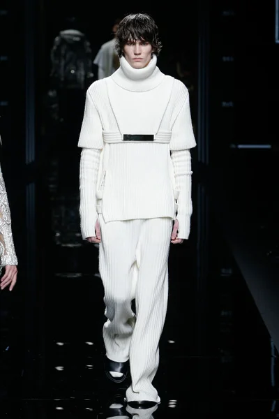 Look 31